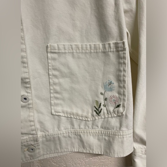 Vans Women's Off-White Denim Embroidery Jacket - Picture 3 of 11